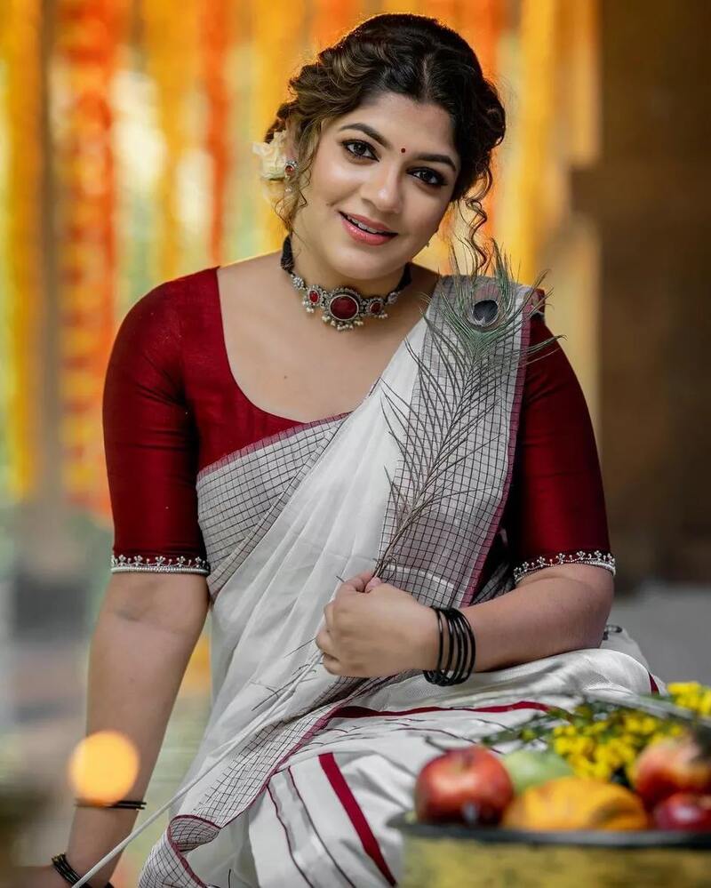 Aparna balamurali new clicks