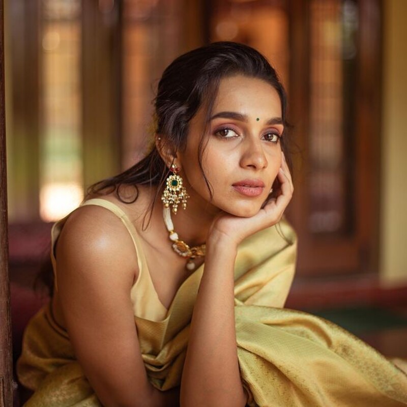 Sanchana tamil new clicks