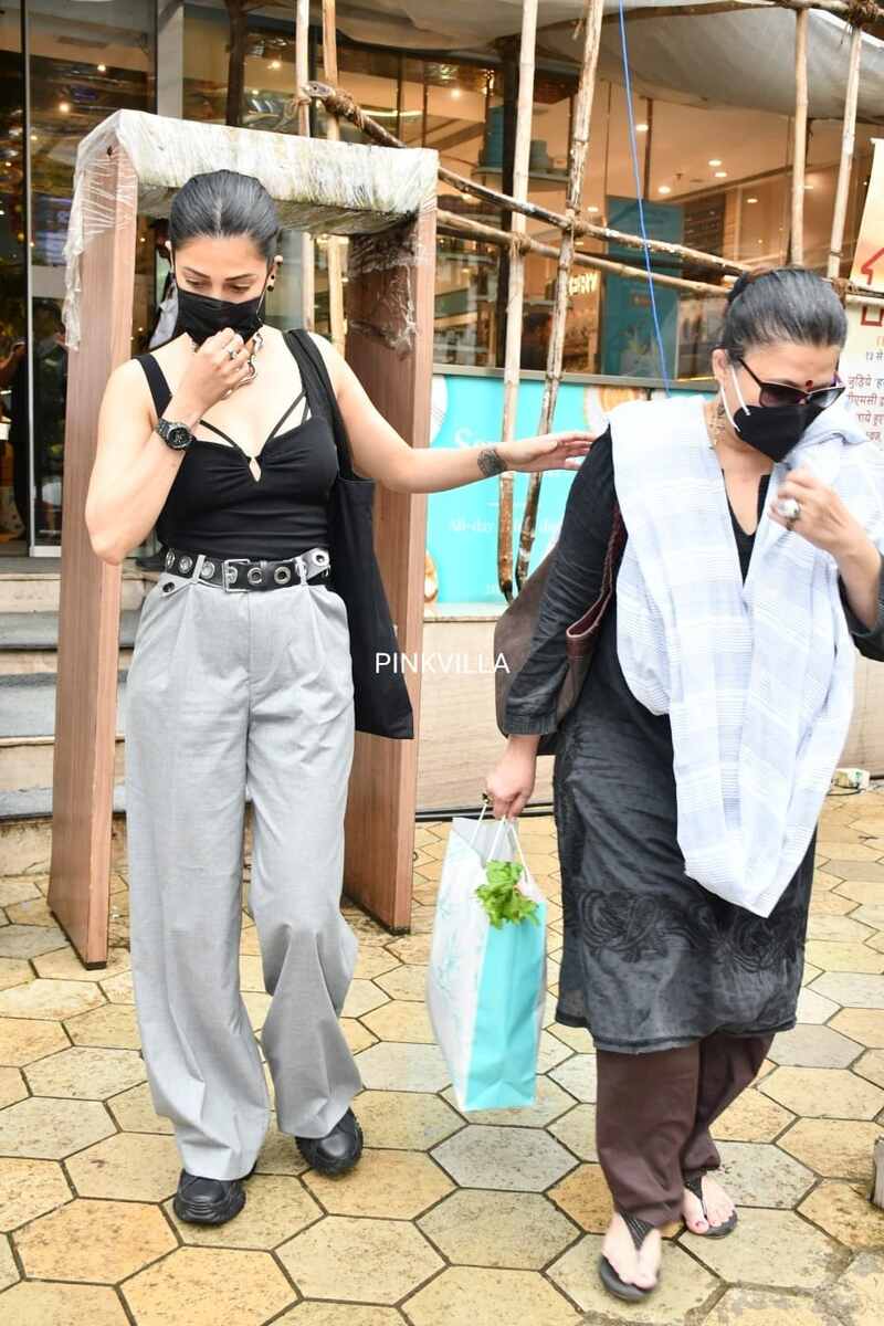 Shruti sarika latest clicks