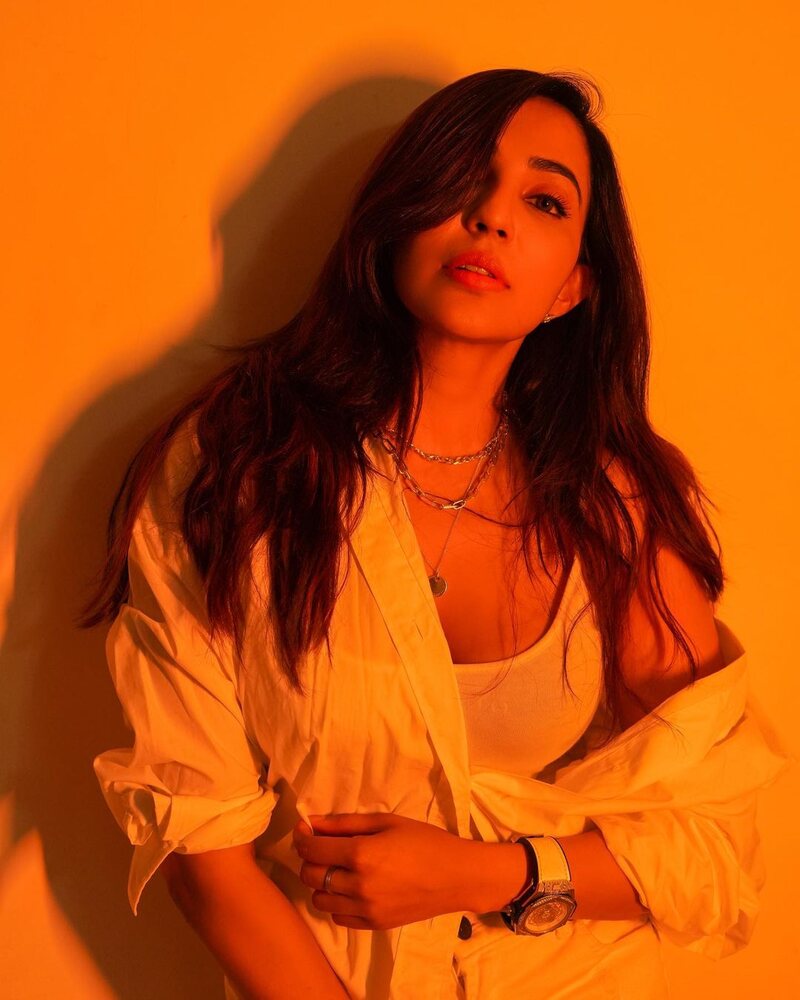 Parvathi nair latest clicks