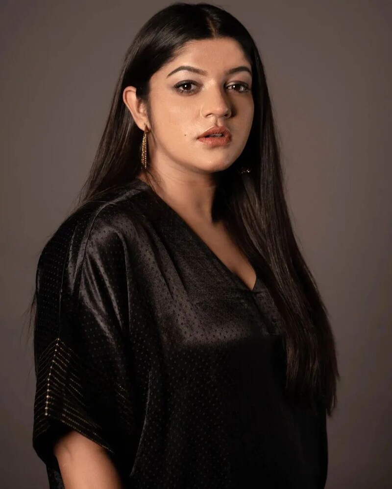 Aparna balamurali new clicks