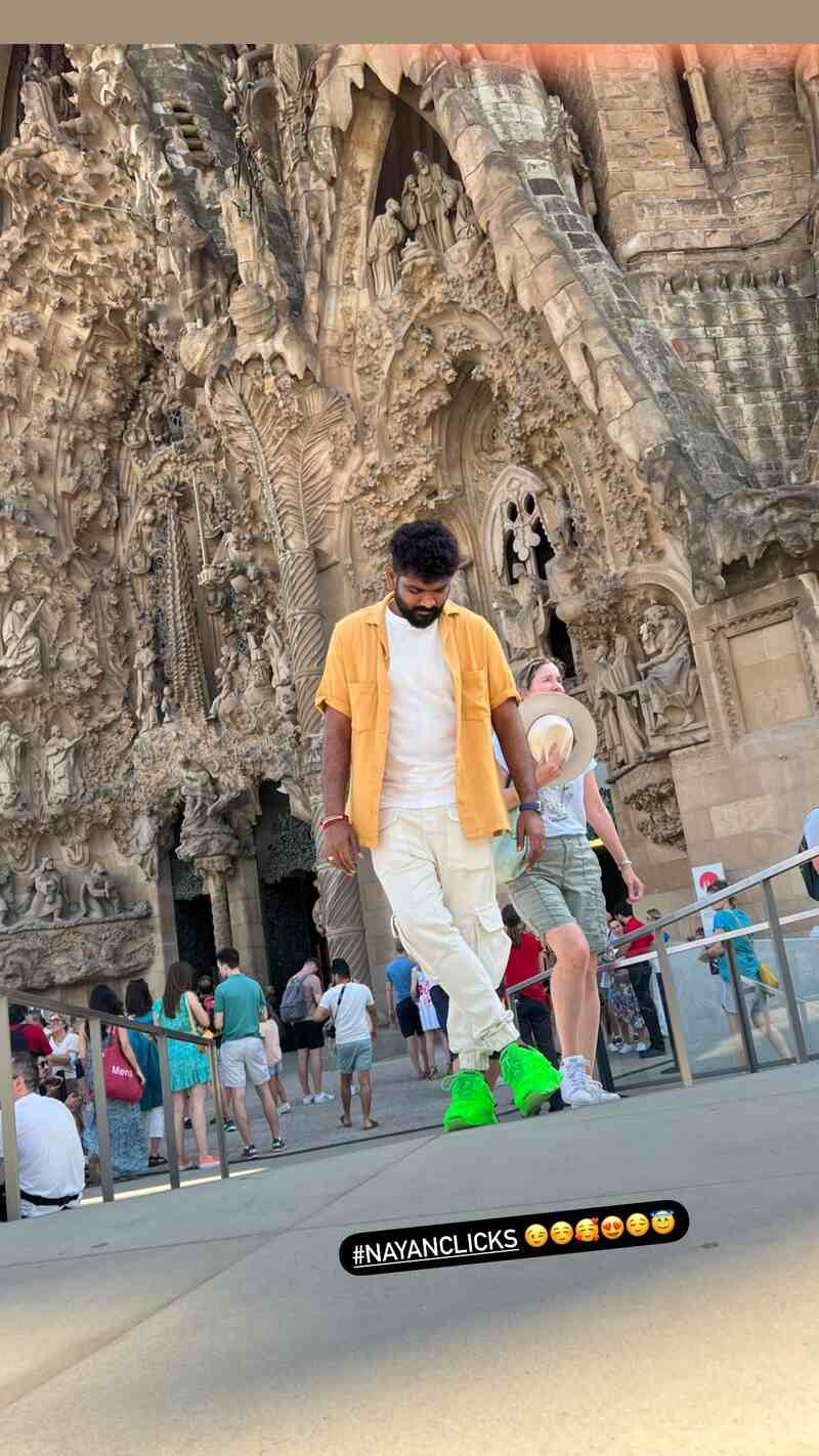 Nayanthara latest pics with vicky