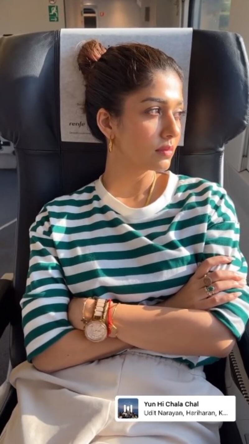 Nayanthara latest pics with vicky