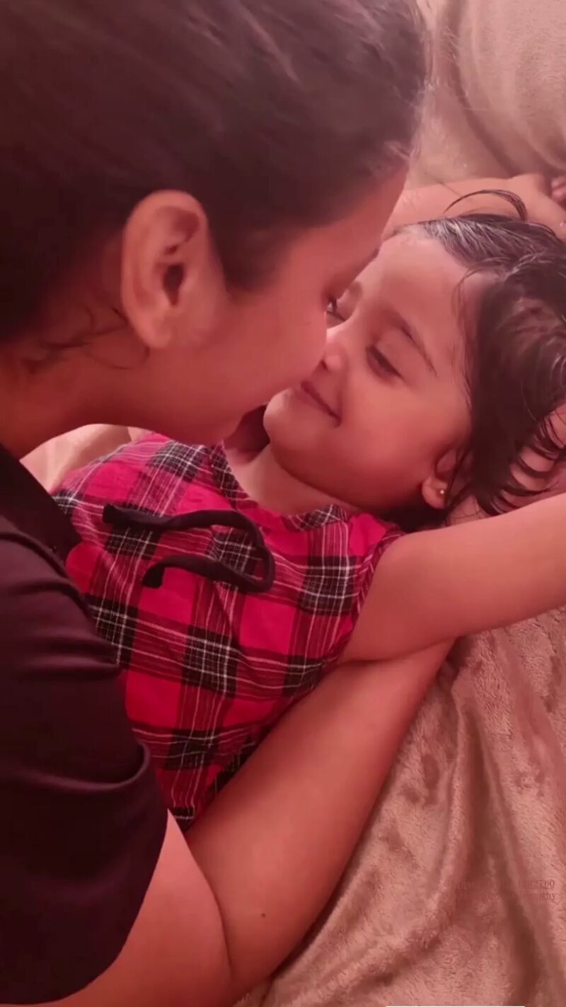 Srinidhi shetty latest kiss