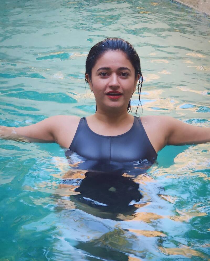 Poonam bajwa new hot