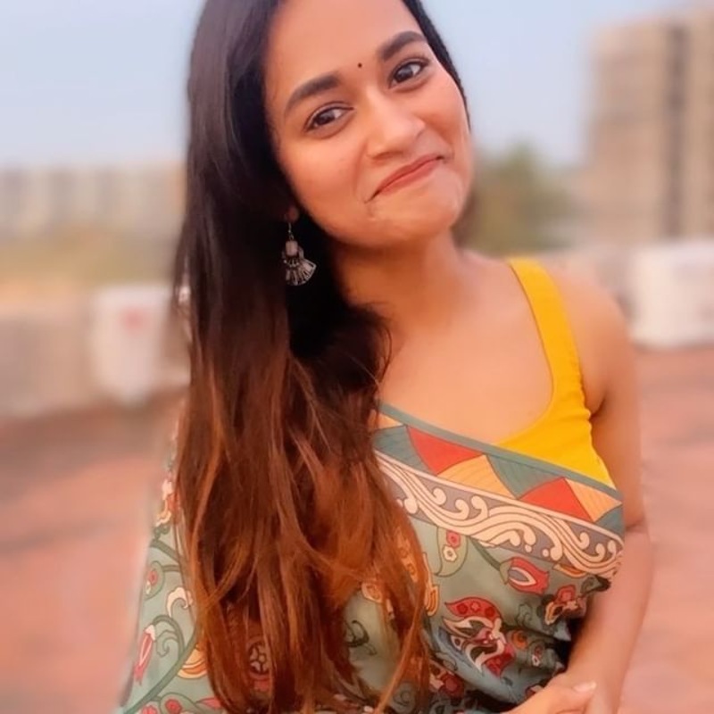 Kaavya arivumani new clicks