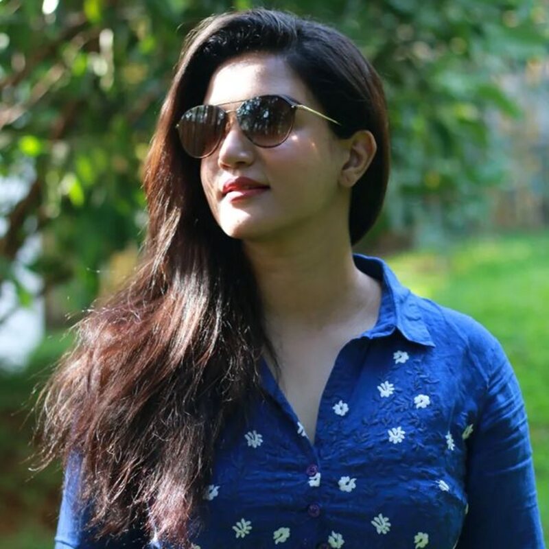 Honey rose new saree hot vedio