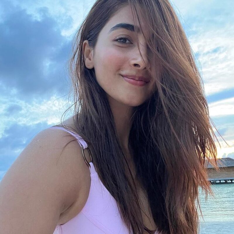 Pooja hegde new sleeping bed room