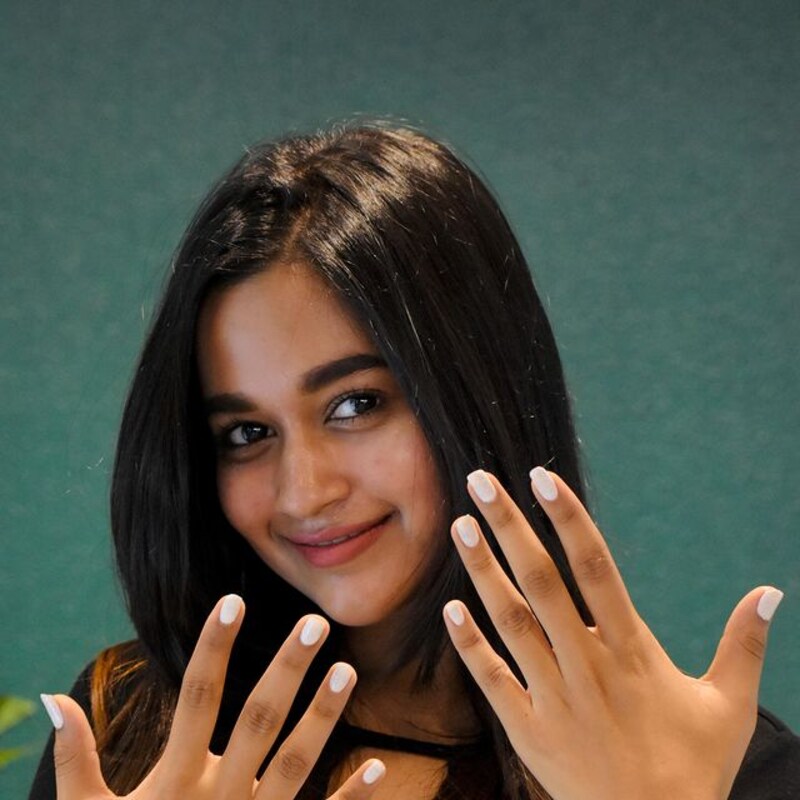 Kaavya arivumani new pandiyan stores hot