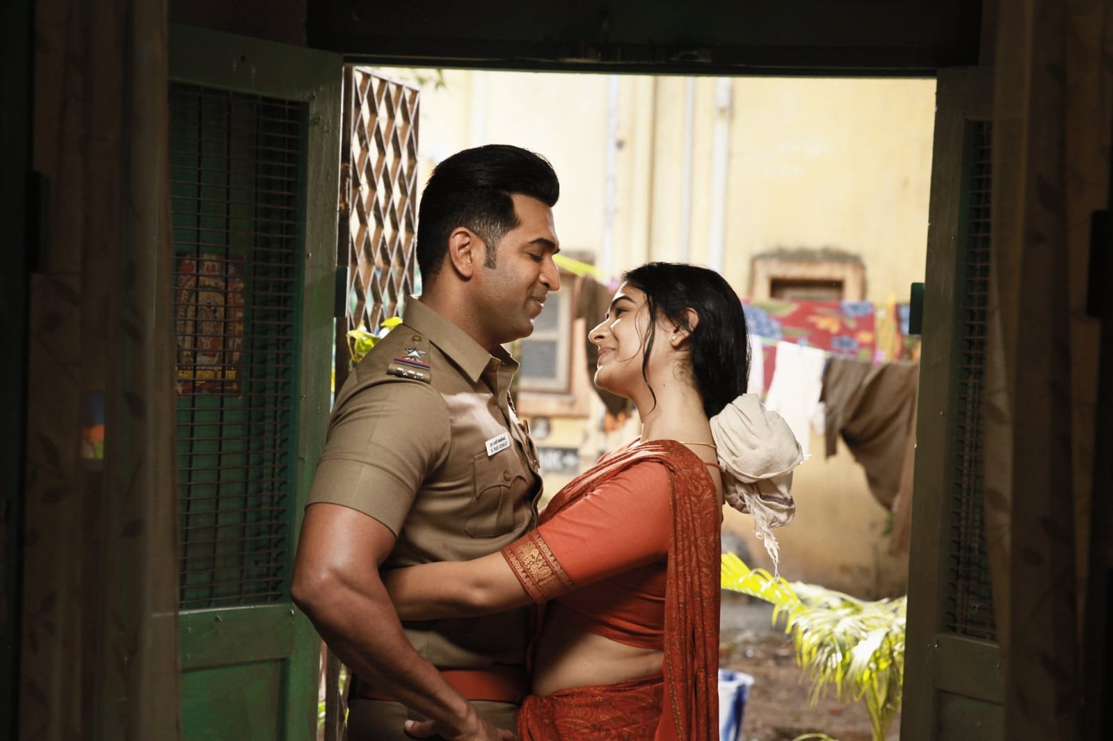 Arun vijay sinam movie palak lalwani latest hot photos