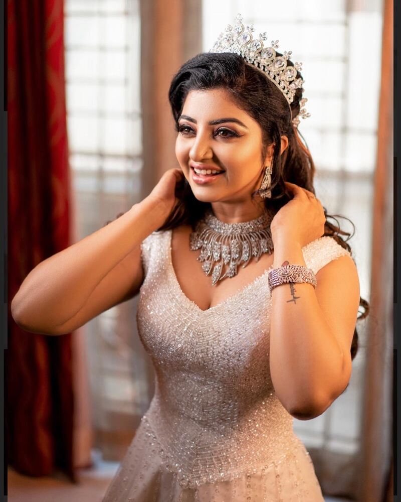 Mahalakshmi wedding new ravindhar chandrasekaran honey moon clicks