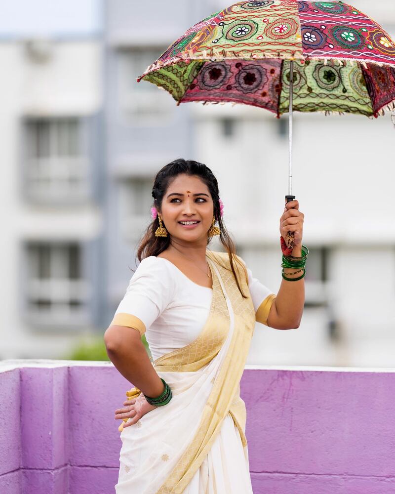 Sharanya turadi new hot clicks tamil