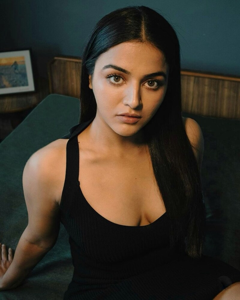 Wamiqa gabbi latest clicks viral