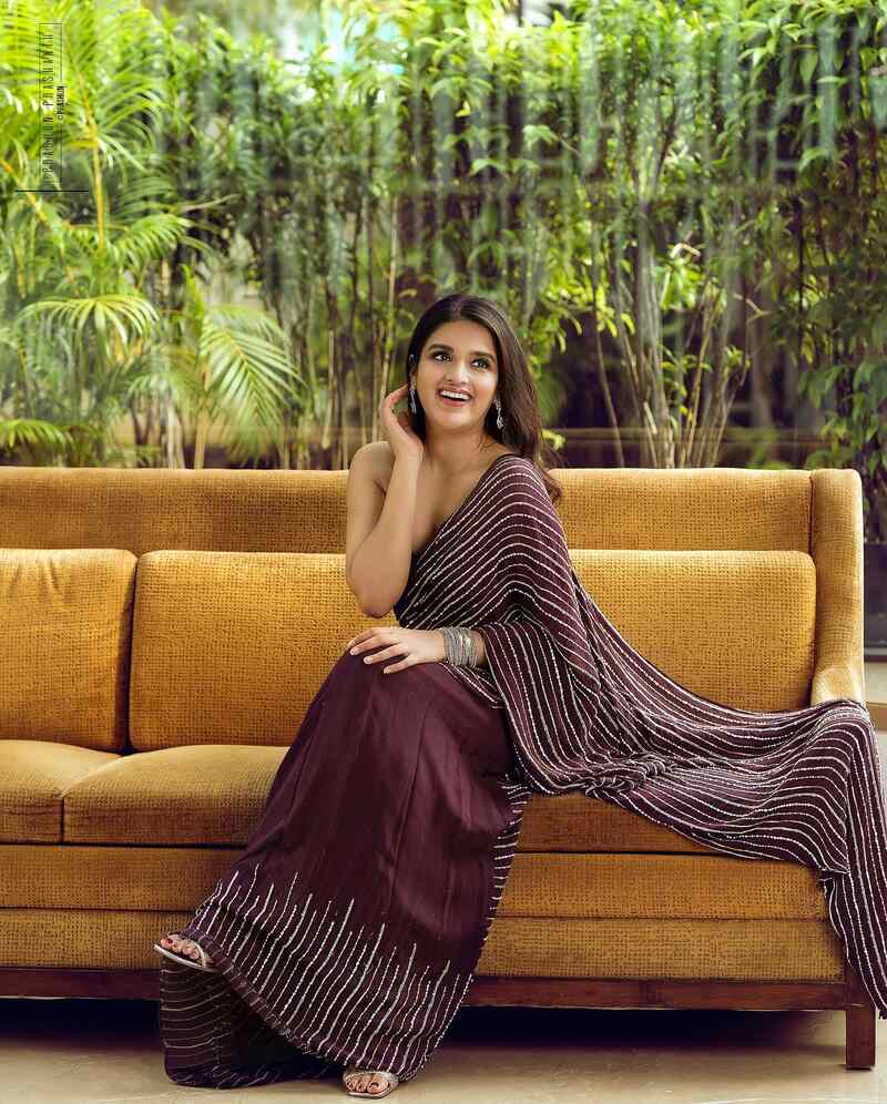 Nidhhi agerwal new hot vedio clicks