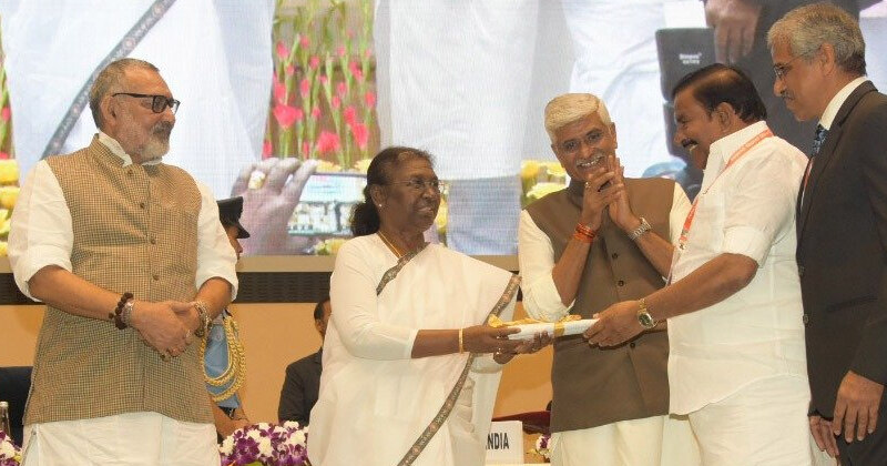 Draupathi murmu tn award viral update