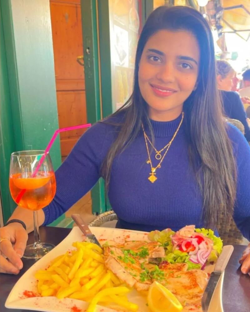 Aishwarya rajesh new hot tshirt clicks