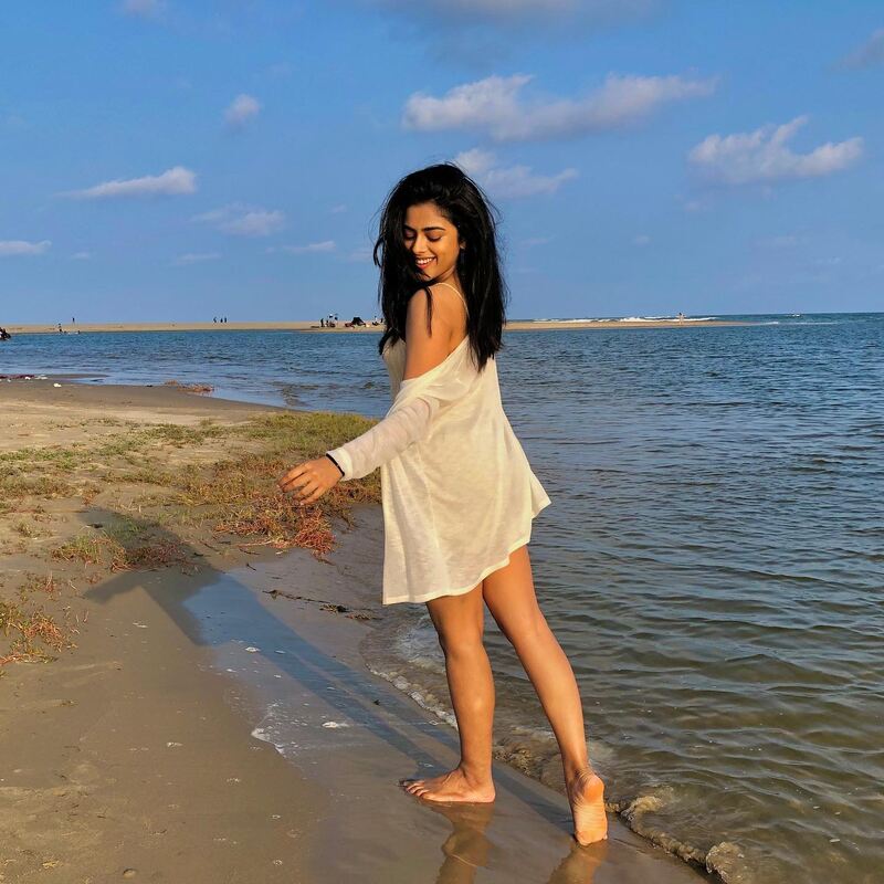 Siddhi idnani new hot