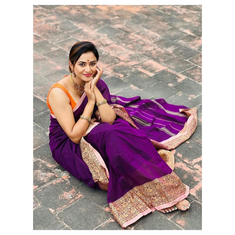 Janani ashokkumar new hot sembaruthi tamil