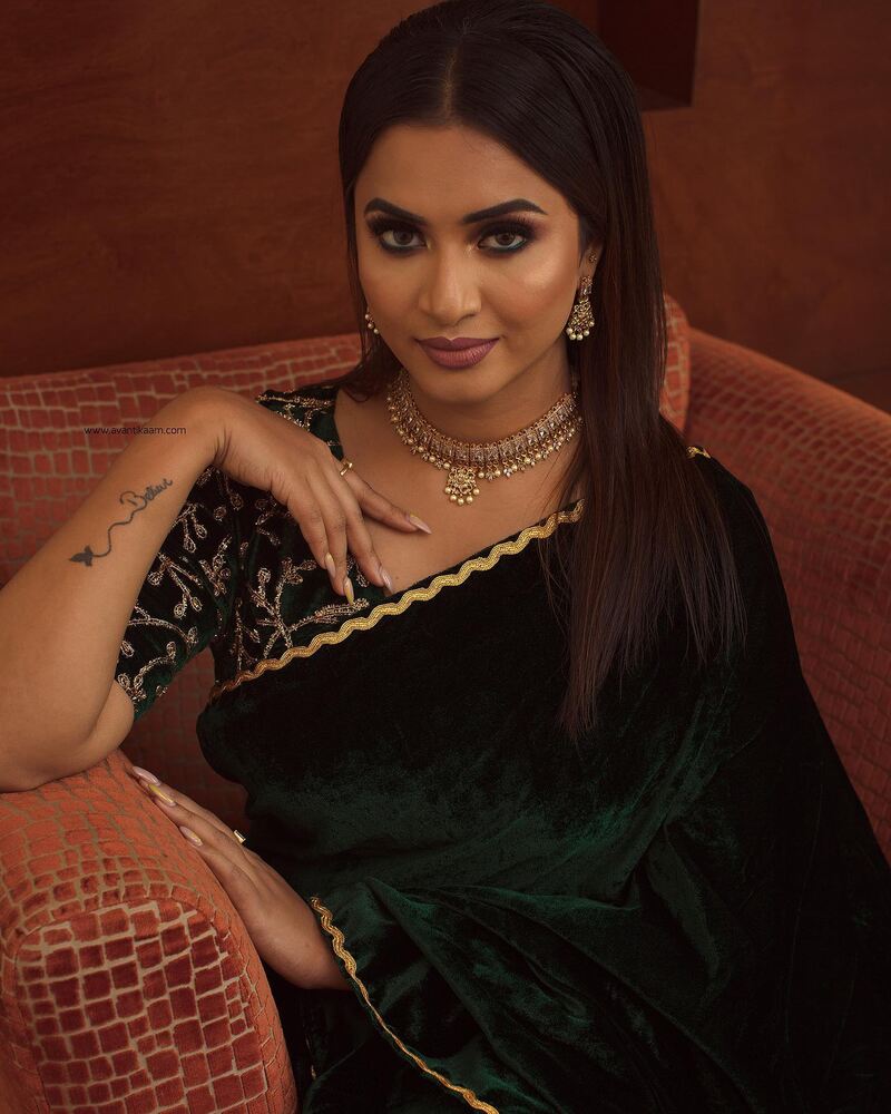 Janani ashokkumar new hot sembaruthi tamil