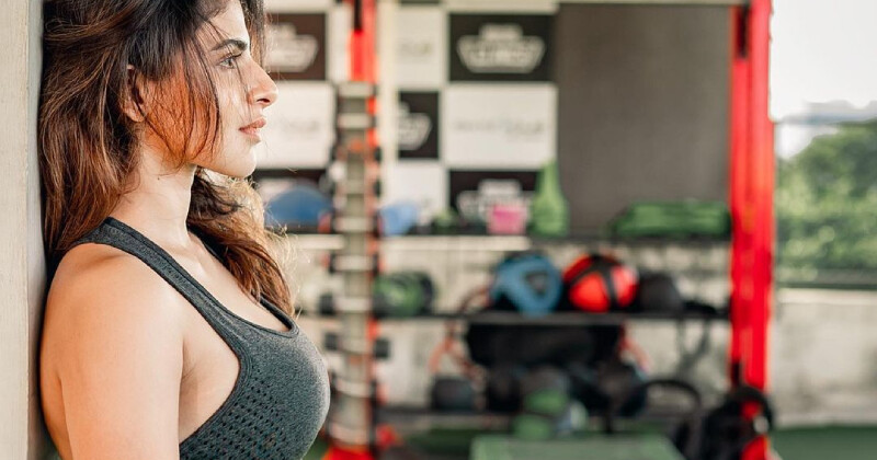 Aishwarya menon with boxing gloves