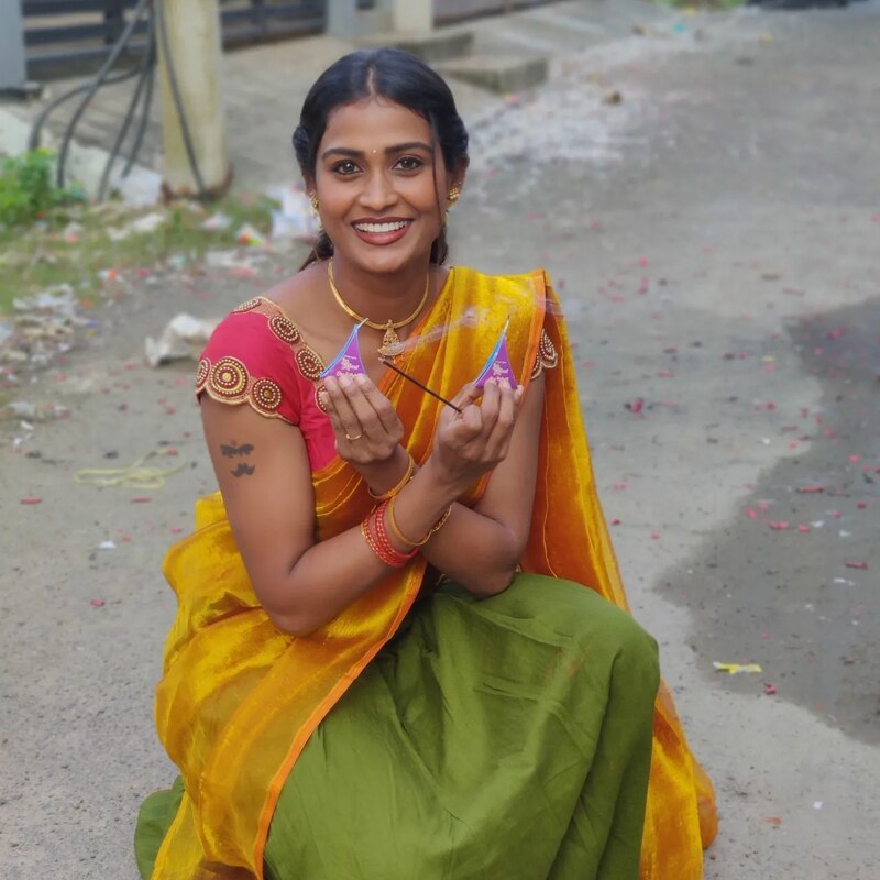 Poornima ravi new hot