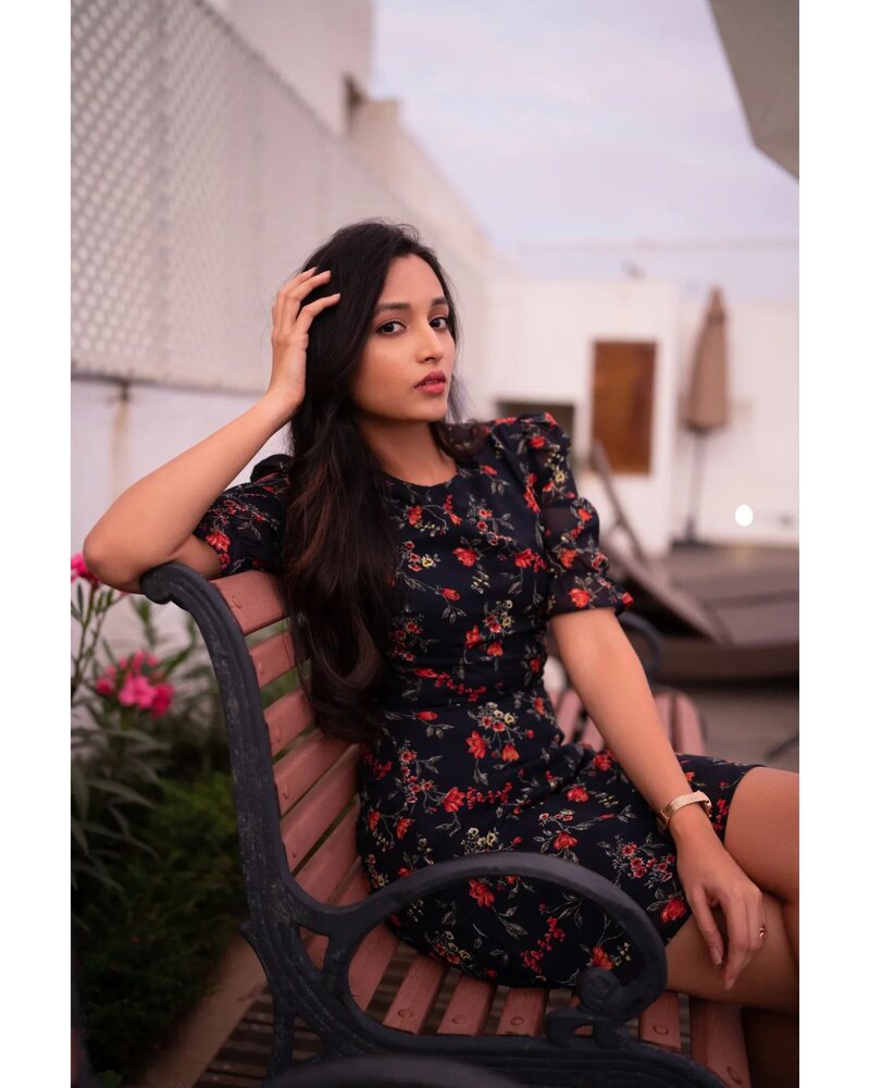 Srinidhi shetty new kgf hot clicks