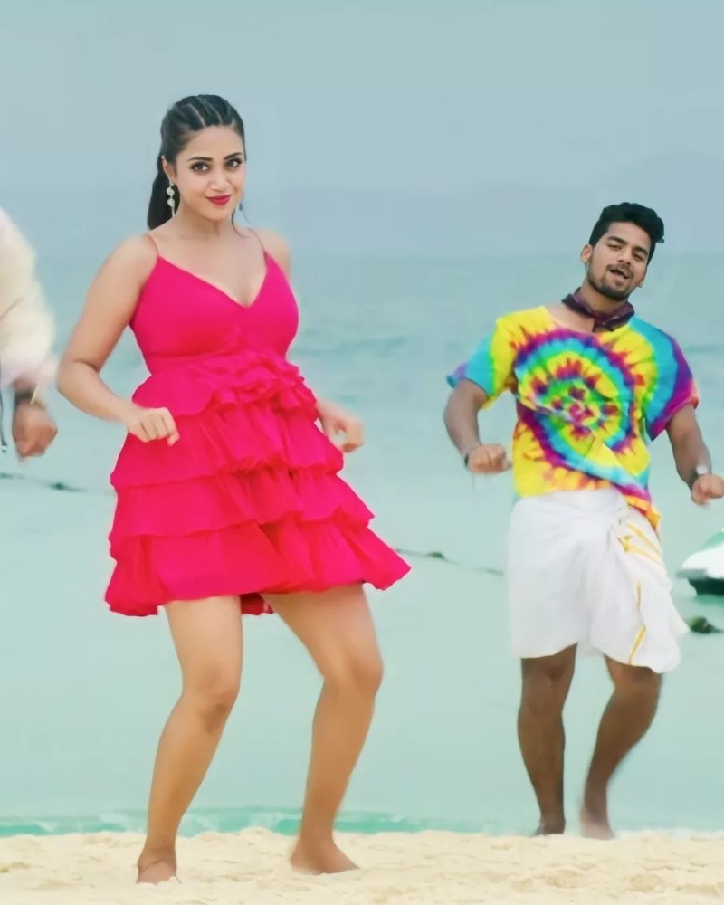 Nivetha pethuraj new hot