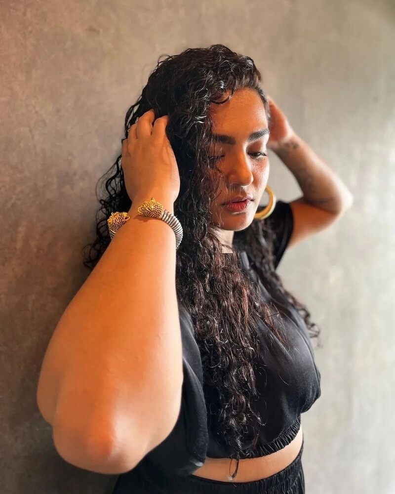 Parvathy thiruvothu new hot