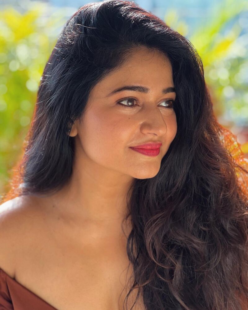 Poonam bajwa new hot close up