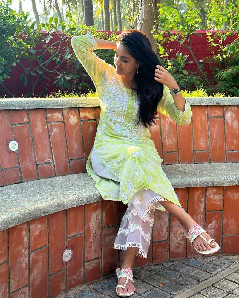 Keerthy suresh new dog hot clicks