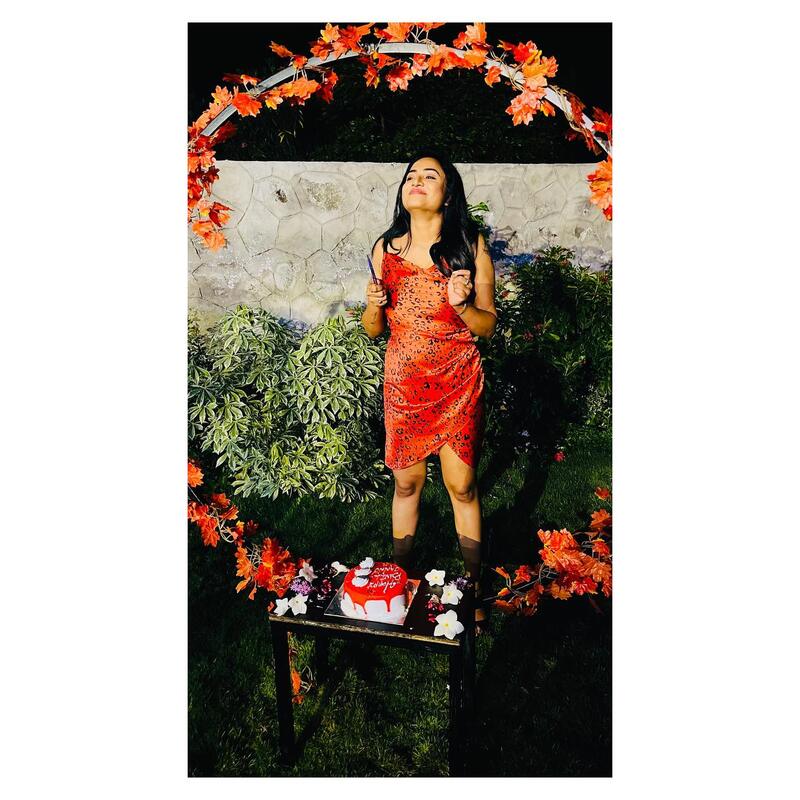 Janani ashokkumar new hot sembaruthi serial