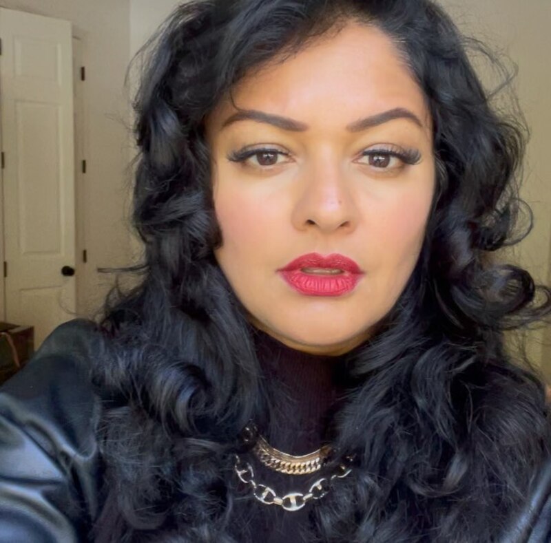 Pooja kumar new vishwaroopam hot clicks