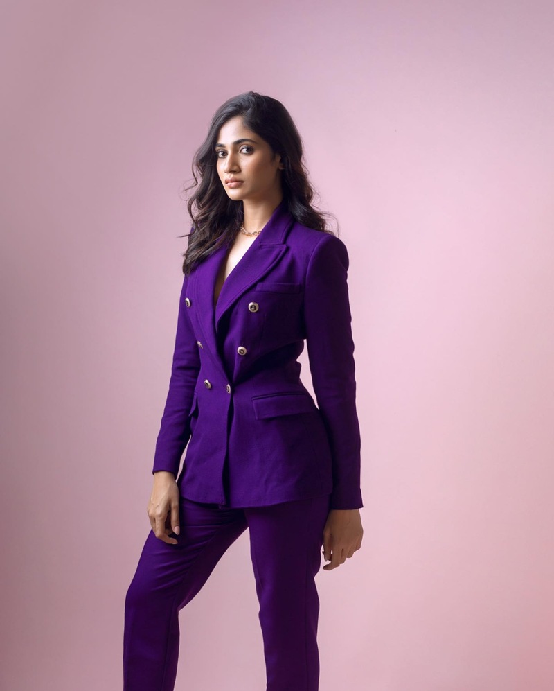 Losliya biggboss new hot