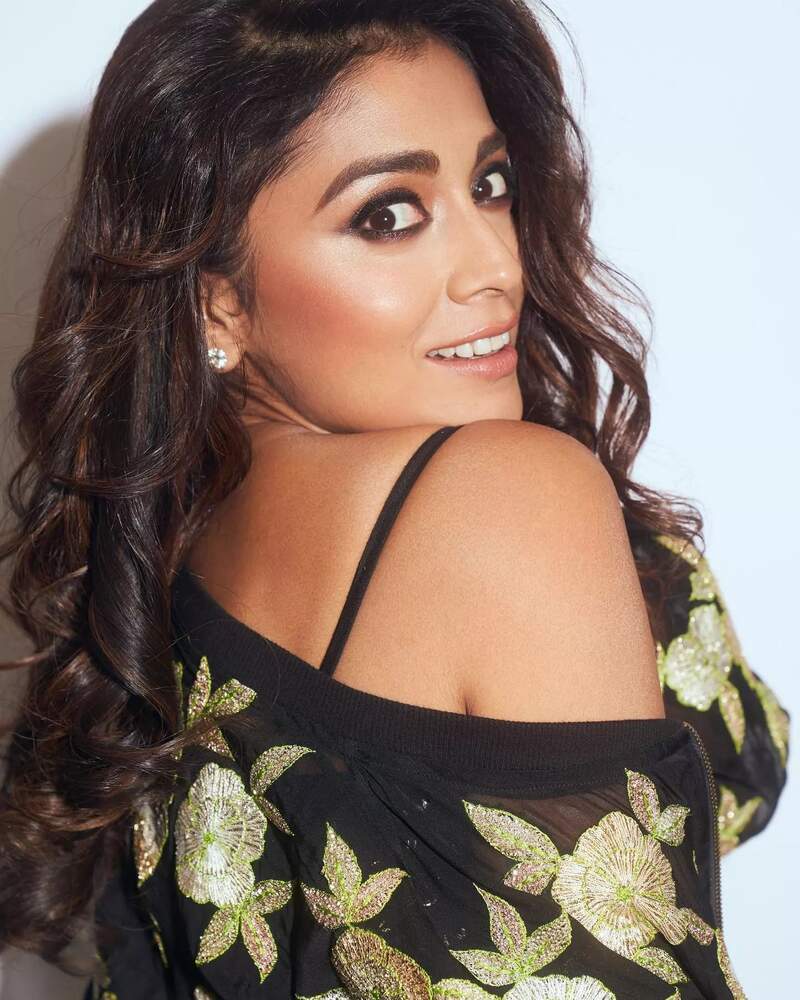 Shriya saran new hot