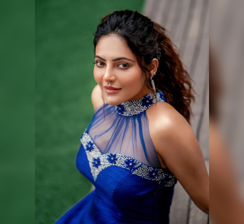 Athulyaa ravi new hotclicks