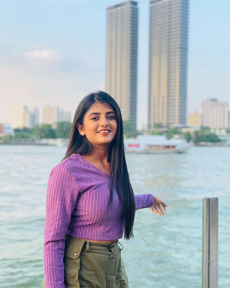 Gabriella charlton new hotclicks