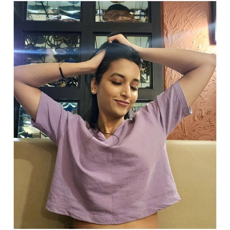 Srinidhi shetty new hotclicks