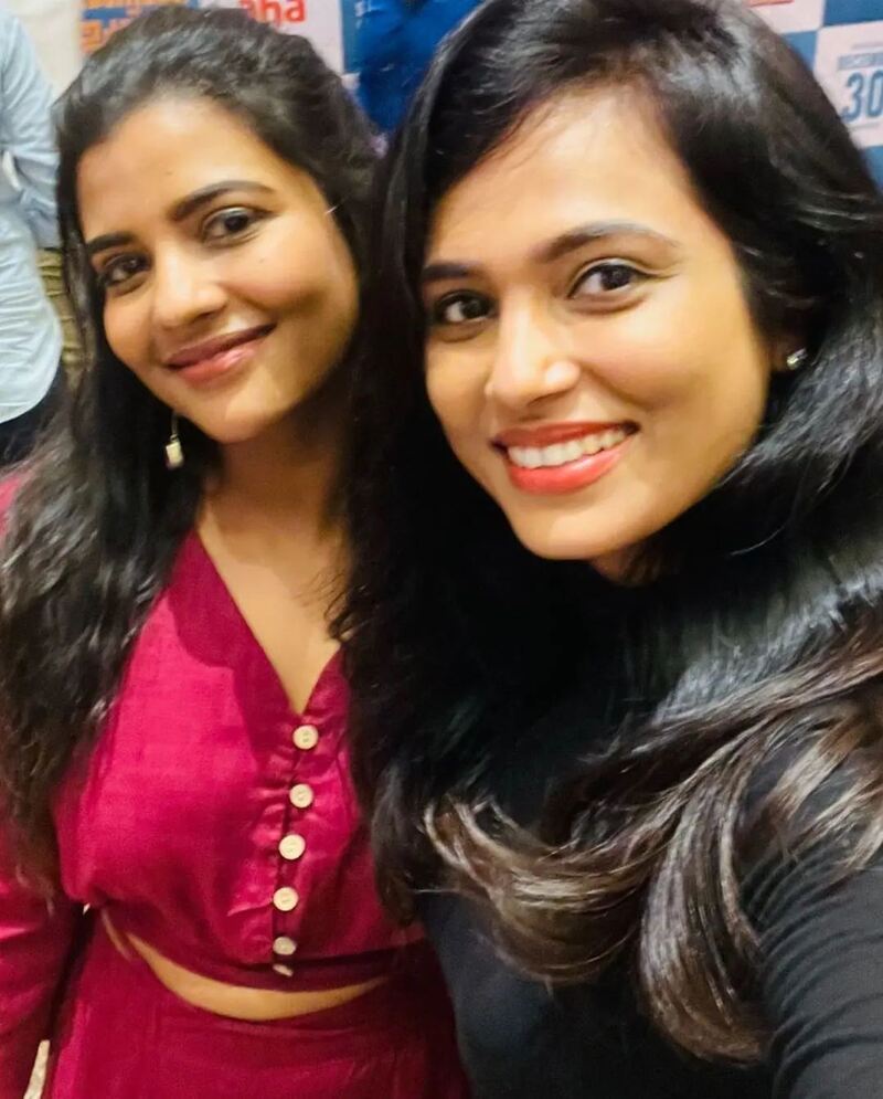 Aishwaryarajesh ramyapandian new hotclicks