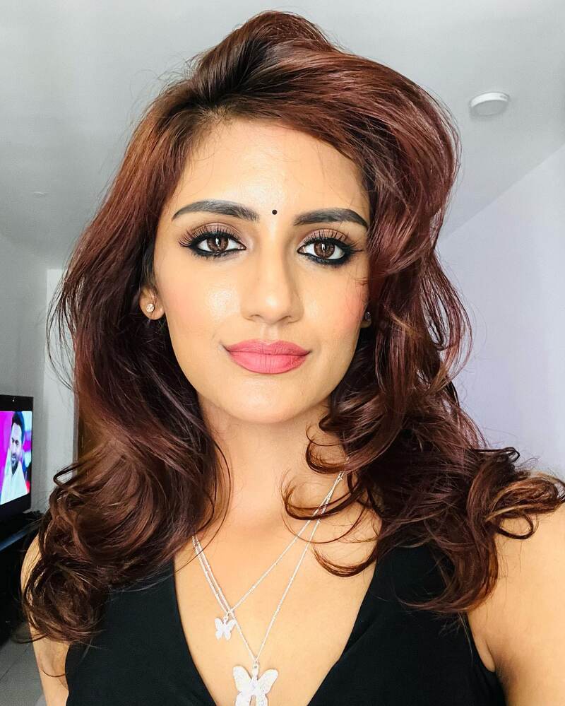 Nivaa biggboss new vijaytv tamil hot