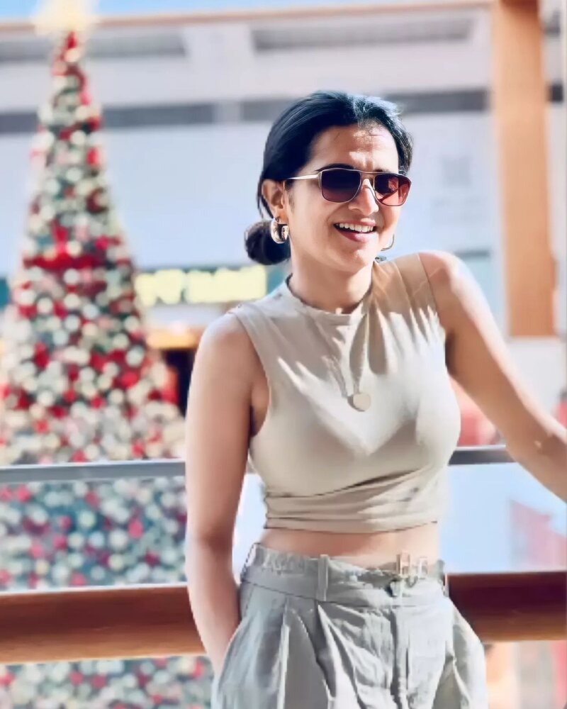 Dhivyadharshini dd new hotclicks